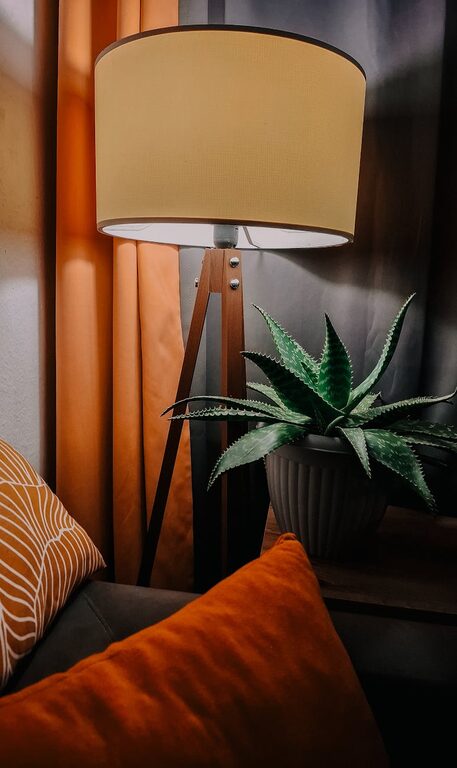 How to Create a Cozy and Inviting Living Space at Home